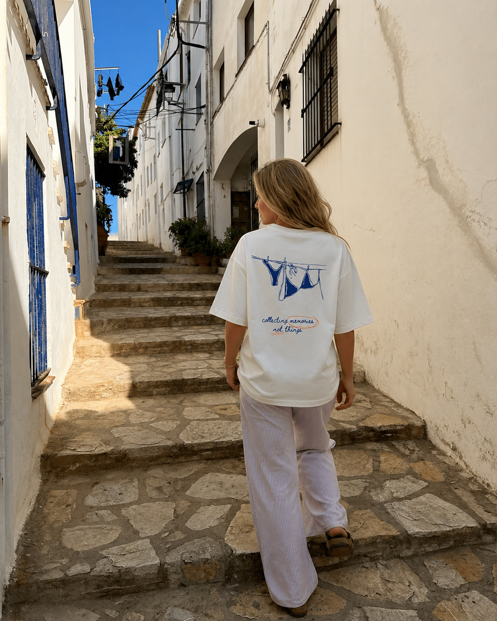 T-Shirt - Collecting