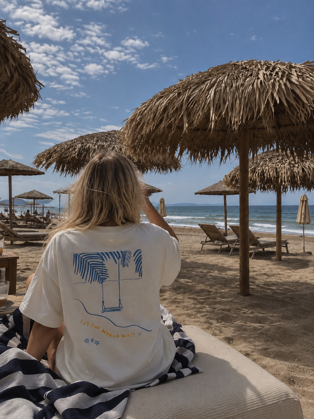 T-Shirt - World