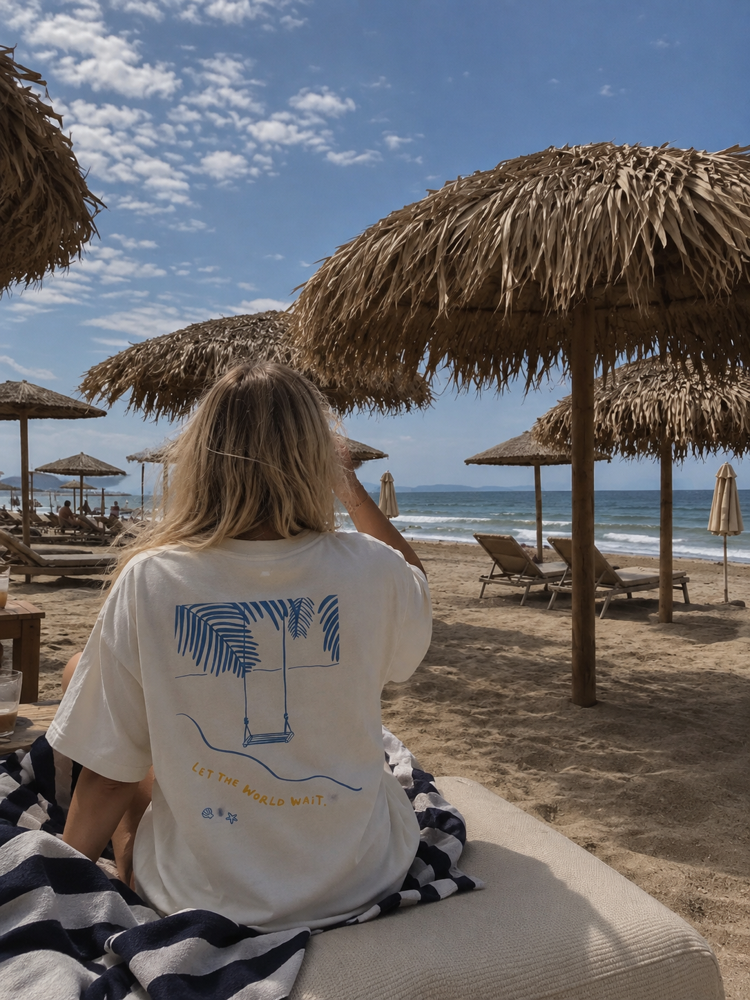 T-Shirt - World